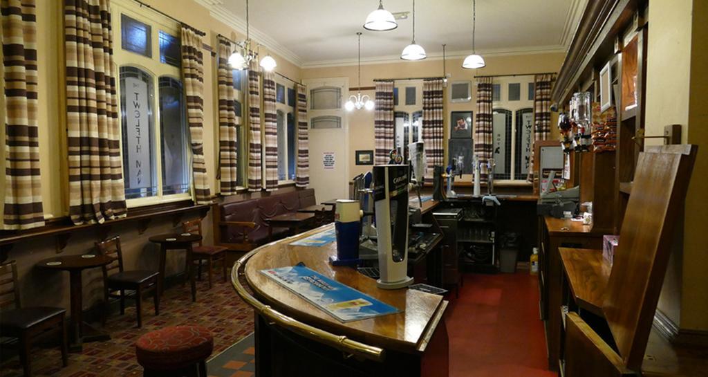 Anfield Accommodation Part Of The Twelfth Man Public House Liverpool Exteriér fotografie